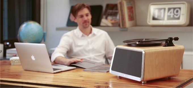 Seed-Turntable-Speaker-Wide-Shot