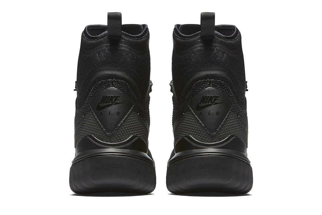 Nike Air Wild Mid Trail Shoe Black Back