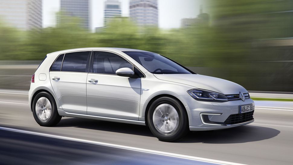 2017_VW_EGolf_Hatch_1