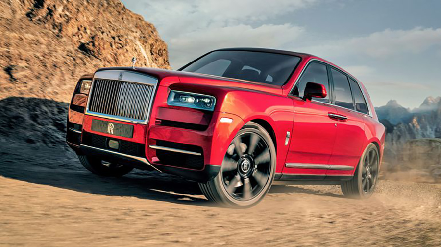 Rolls-Royce-Cullinan-Desert